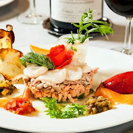 Le Commerce ホテル 3*