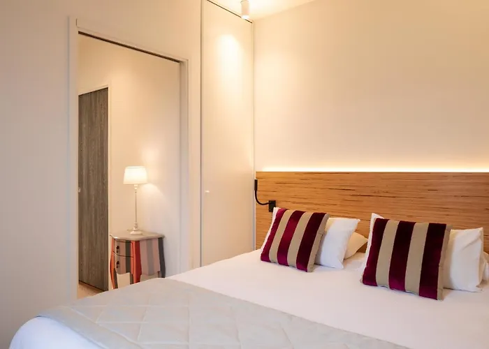 Le Commerce فندق 3*