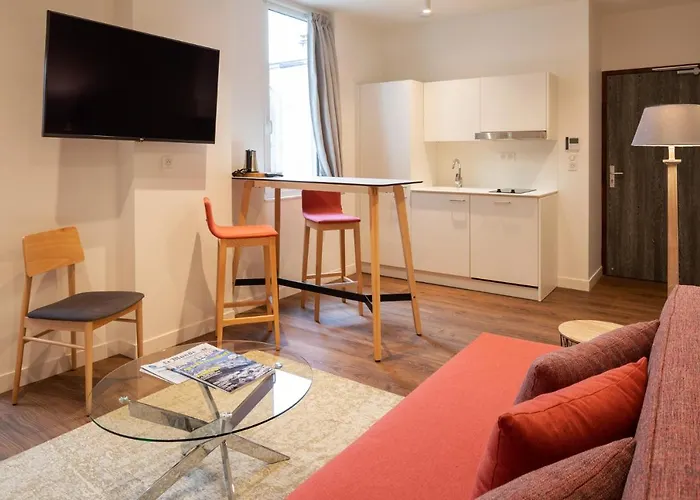 Le Commerce فندق 3*