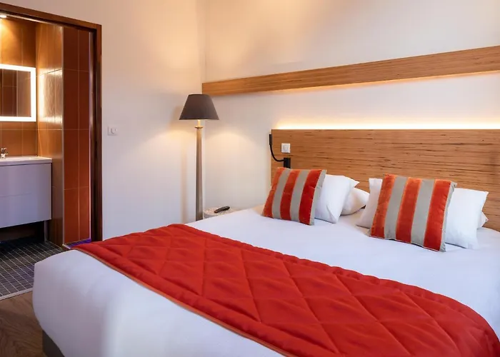 Le Commerce فندق 3*