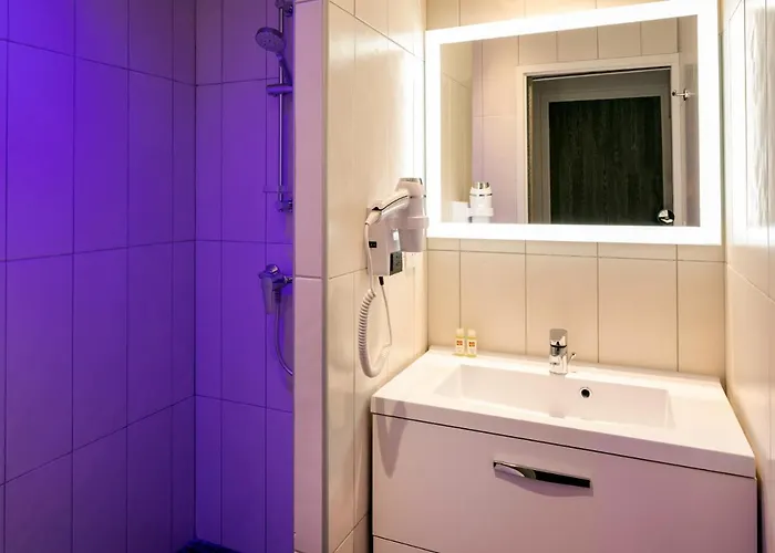 Le Commerce سان جودُ