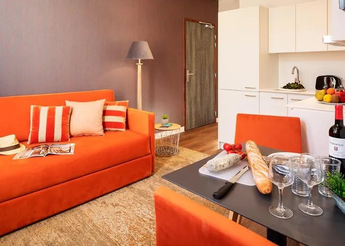 فندق Le Commerce 3*